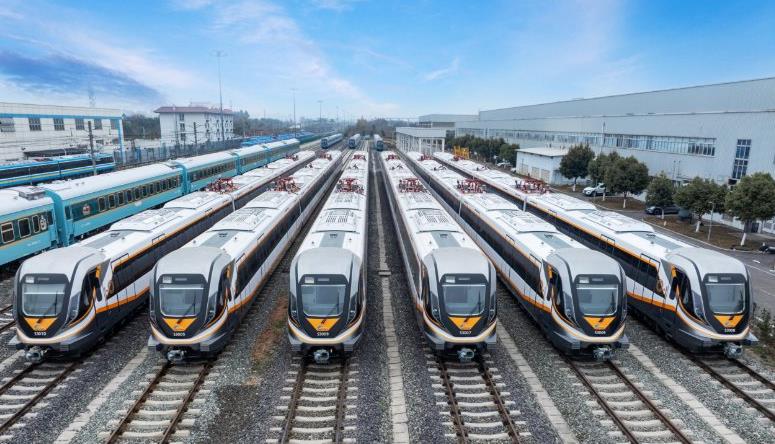 电池舱与新能源轨道车辆